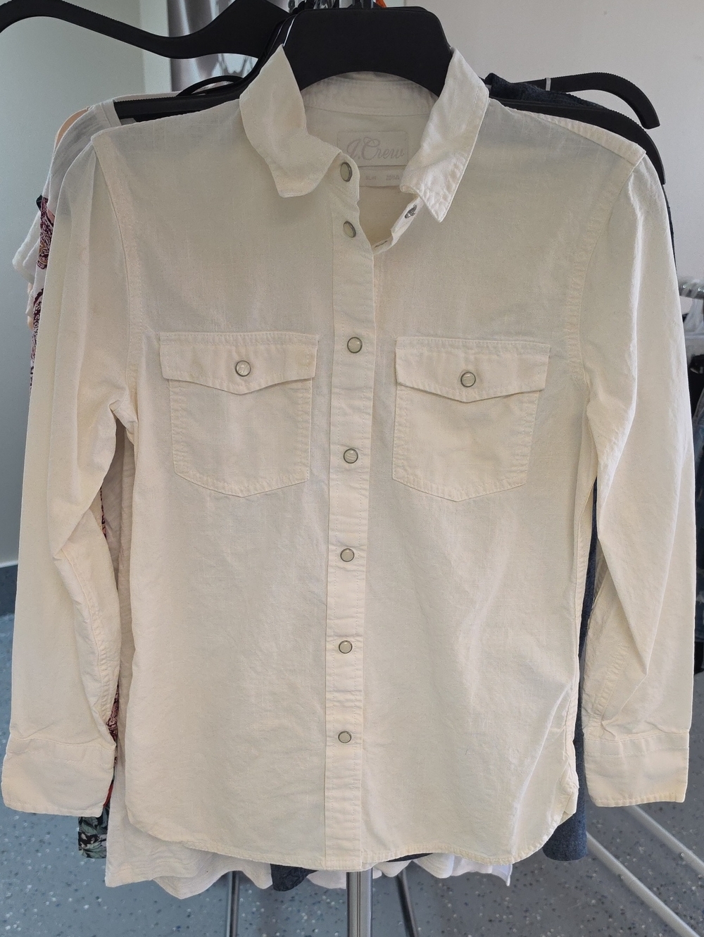 J. Crew WoMen's Cream Button-Front Casual Shirt Slim
